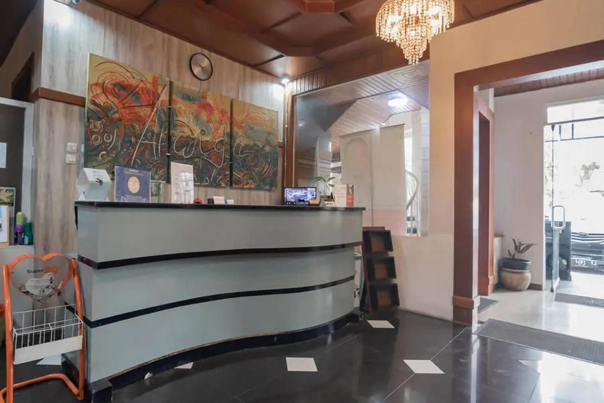 Reddoorz At Arwiga Hotel Near Rs Hasan Sadikin בנדונג מראה חיצוני תמונה